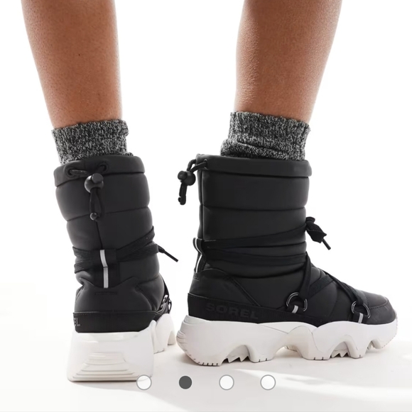 SOREL Kinetic on-trend sleek adjustable comfortable black slip on traction boot - Picture 7 of 15